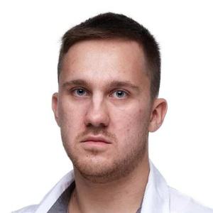 Неустроев Дмитрий Маратович
