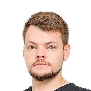 Комаров Артем Сергеевич
