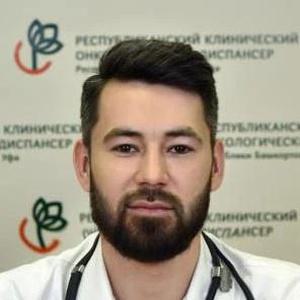 Акрамов Алмаз Робисович
