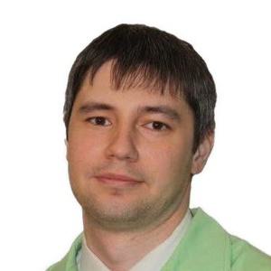 Хлопотов Петр Юрьевич