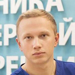Кустов Артём Андреевич