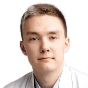 Леонов Артем Алексеевич