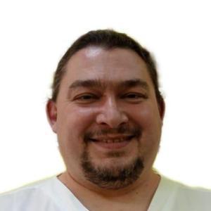 Углов Виталий Олегович