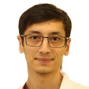 Ахунов Амир Абдумаликович