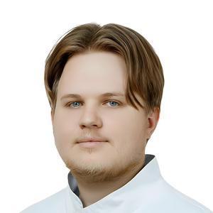 Якушин Денис Андреевич