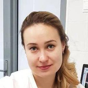 Луговская (Попова) Элина Дамировна