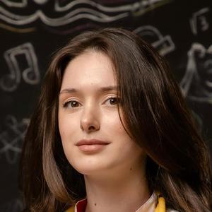 Асиятилова Асият Асиятиловна