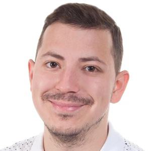 Акрамов Рустам Икромович
