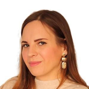 Сухарь Анна Геннадьевна